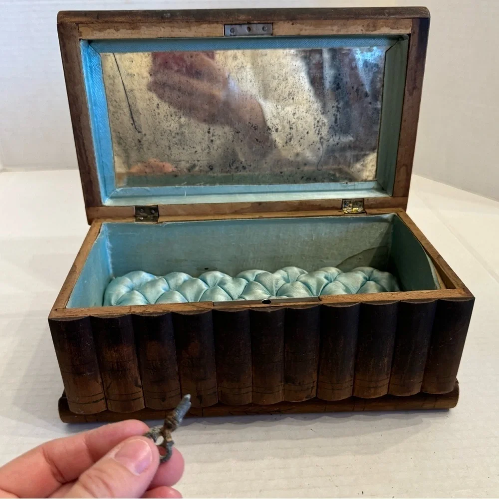 Antique Olive Wood Italian Vanity Box Olive Keepsake Jewelry Holder Decor VTG